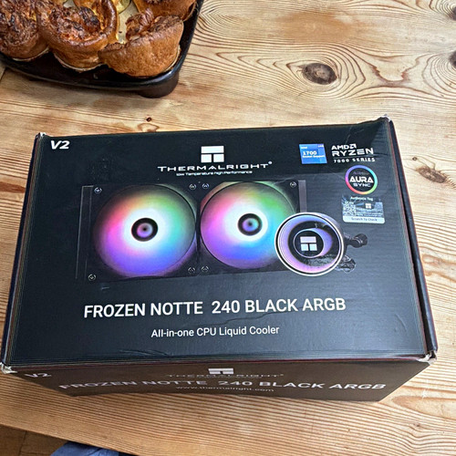 Thermalright frozen notte 240 - frozen,
